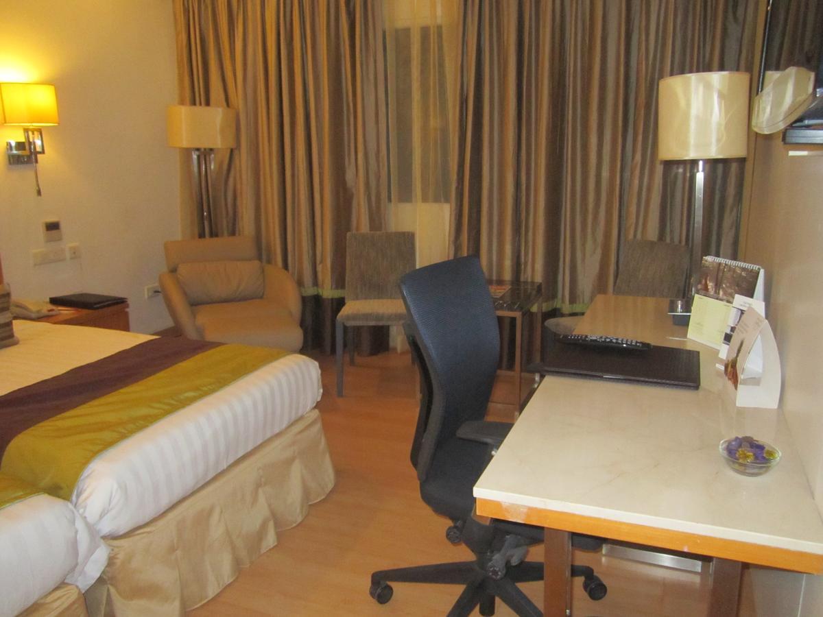 Manasarovar - The Fern Hyderabad Exterior foto