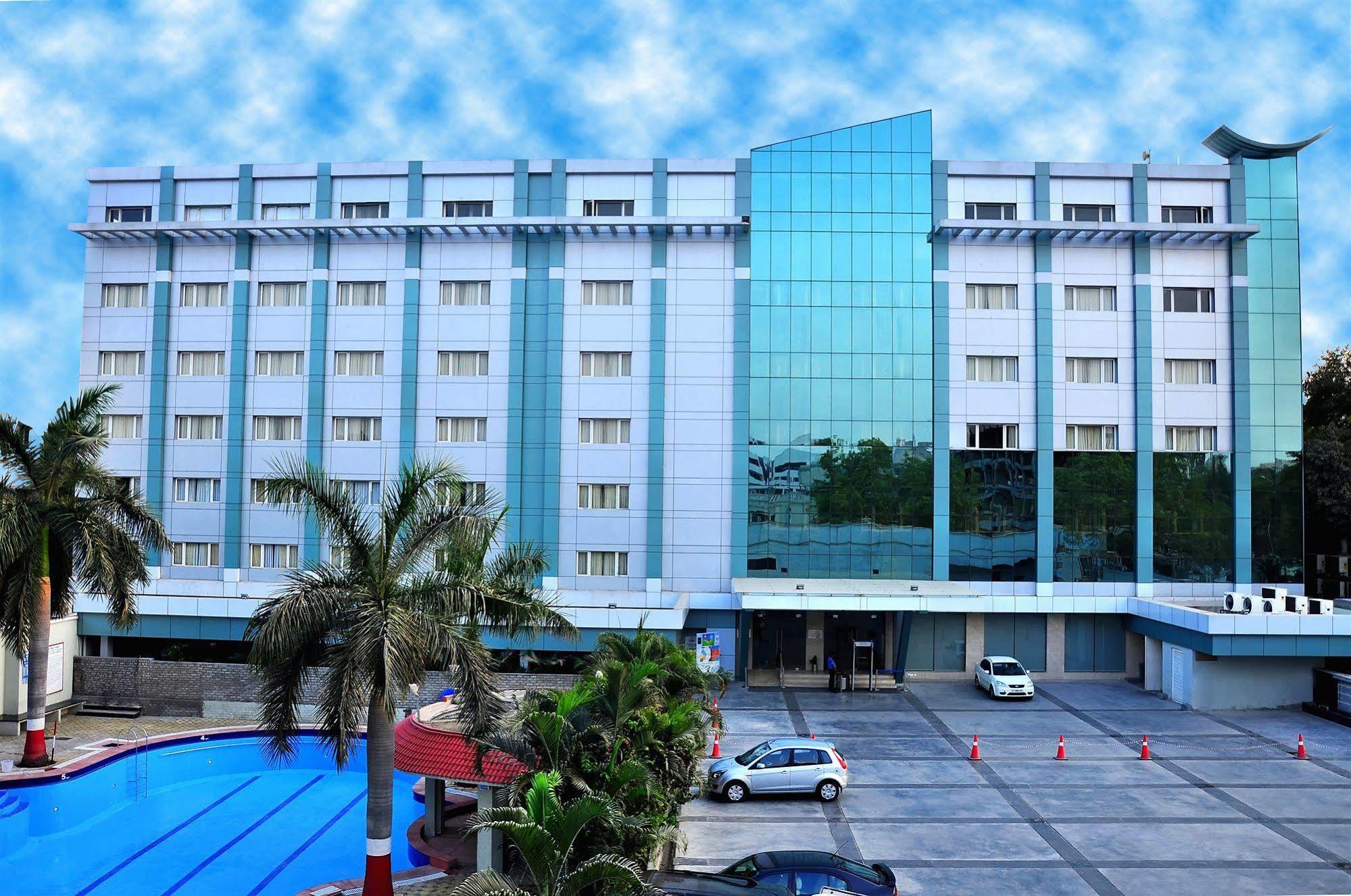 Manasarovar - The Fern Hyderabad Exterior foto