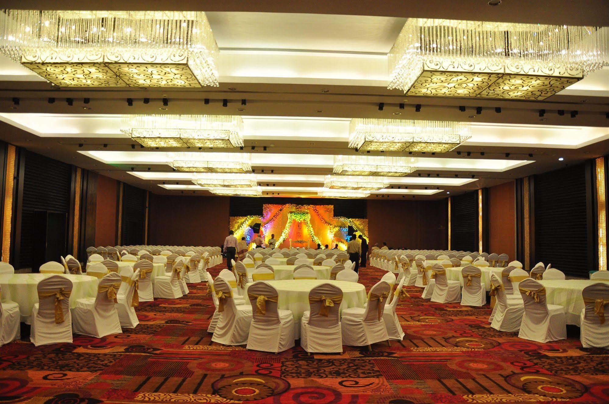 Manasarovar - The Fern Hyderabad Exterior foto