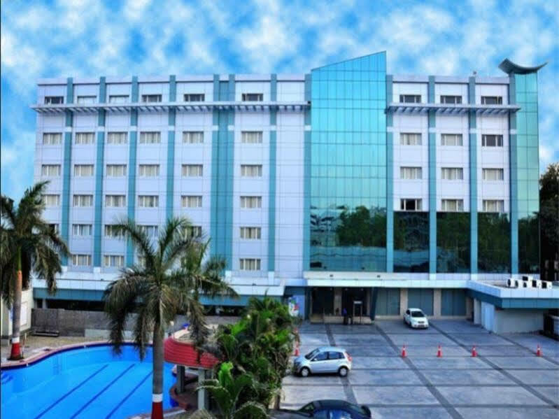 Manasarovar - The Fern Hyderabad Exterior foto